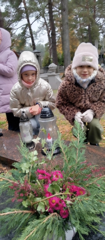 d05c5b16-f7cb-4454-88a5-d008e00a34bd