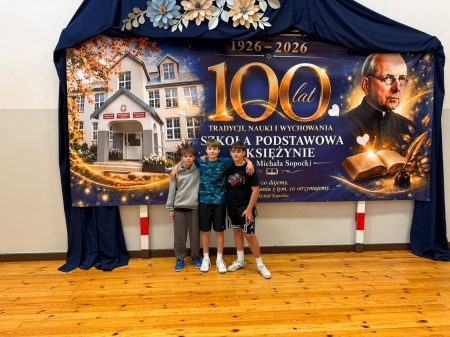 Sukces naszych uczniów na zawodach w badmintona!